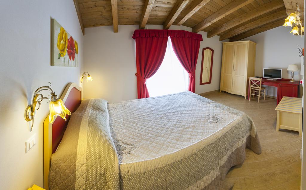 Ristorante Locanda Panevino Provaglio d'Iseo Rom bilde