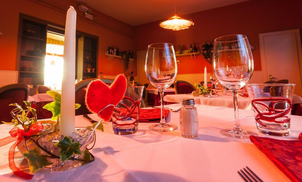 Ristorante Locanda Panevino Provaglio d'Iseo Eksteriør bilde