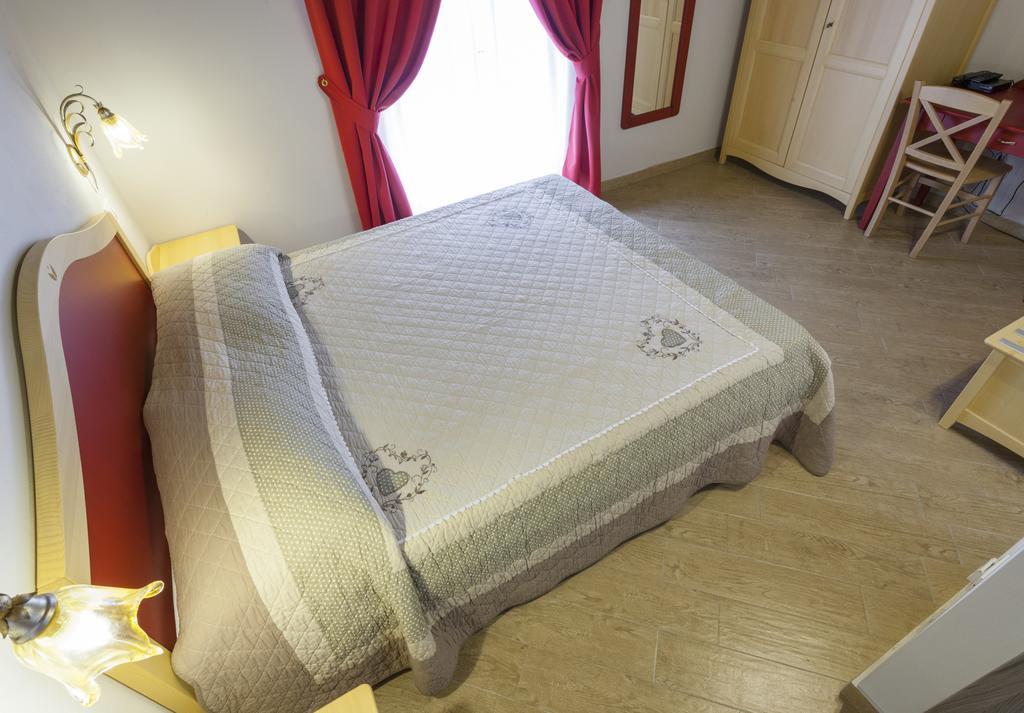 Ristorante Locanda Panevino Provaglio d'Iseo Rom bilde