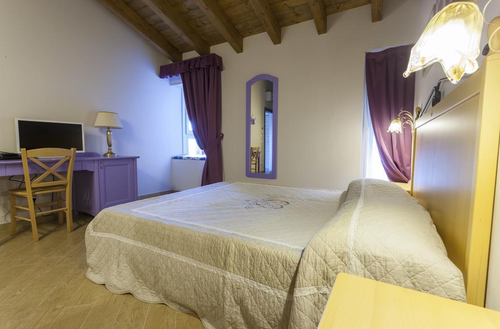 Ristorante Locanda Panevino Provaglio d'Iseo Rom bilde